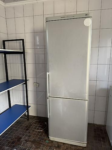 Техника и электроника: Продается б/у Холодильник LG с нижней морозильной камерой(под ремонт) — 1