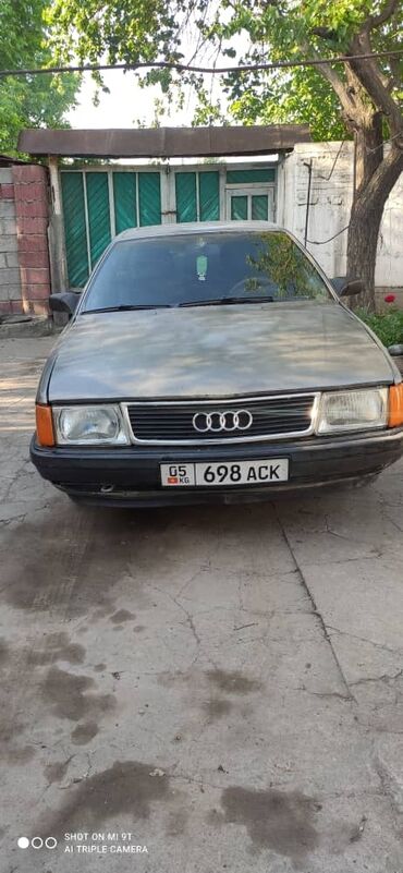 ауди сексен: Audi 100: 1988 г., 2 л, Механика, Бензин, Седан