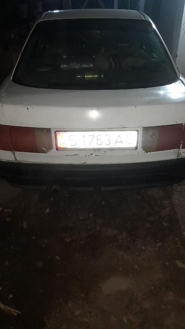 Audi: Audi 80: 1989 г., 1.8 л, Кол менен иштөөчү, Бензин, Седан — 5