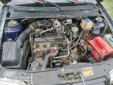 bmw e60 машина: Volkswagen Vento: 1993 г., 1.8 л, Механика, Бензин, Седан