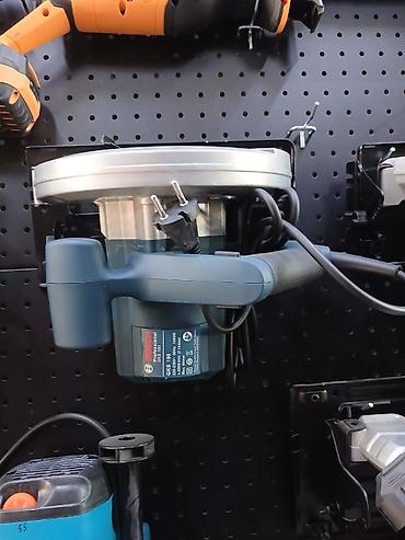 циркулярка ручная: Профессиональная дисковая пила Bosch GKS 85 G Описание: - Сетевая — 1