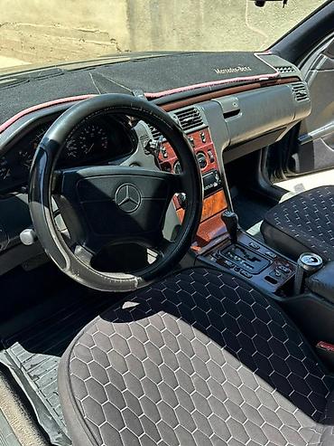 Mercedes-Benz: Mercedes-Benz E-Class: 1998 г., 2.3 л, Автомат, Газ, Седан — 3