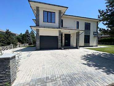 Долгосрочная аренда домов: 380 м², 5 комнат, Теплый пол, Евроремонт, Балкон застеклен — 11