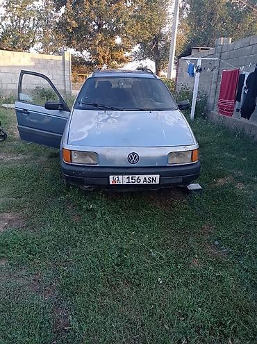 Volkswagen Passat Variant: 1992 г., 1.8 л, Механика, Бензин, Универсал