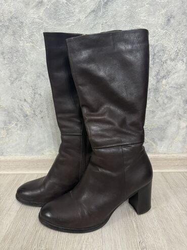 обувь кеды: Женские кожаные сапоги RCZX3619 - Цвет: коричневый (BROWN) - Размер