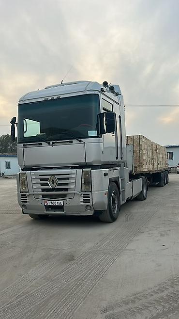 82 мтз: Тягач, Renault, 2005 г. — 1