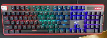 planşet üçün klaviatura: Havit markasının mexaniki klaviaturasıdır. Blue switch dir. RGB si