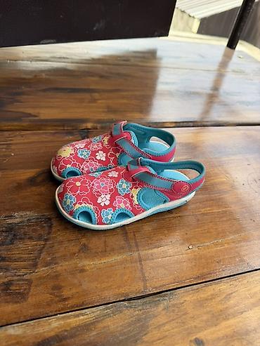 Другая женская обувь: Срочно Набор обуви Среди них есть не ношеные Продаю все одним лотом — 7