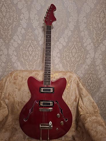 Elektro gitaralar: Elektro gitara və effekt pedalları dəsti Gitara: - Jolana brendi — 6
