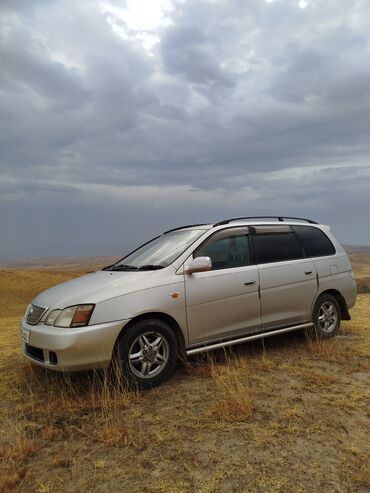 обмен на тайота приус: Toyota Gaia: 2002 г., 2 л, Автомат, Бензин, Вэн/Минивэн