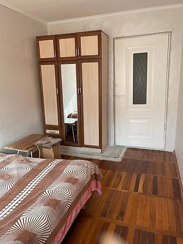 квв: 2 комнаты, 46 м², Карпинка 104 серия, 2 этаж, Косметический ремонт — 1