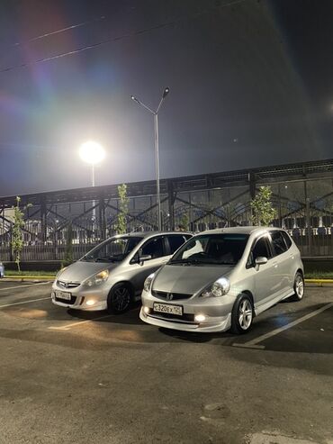машины фит: Honda Fit: 2002 г., 1.3 л, Автомат, Бензин, Хэтчбэк