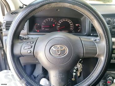 Toyota: Toyota Corolla: 1.4 l. | 2005 έ. Χάτσμπακ — 13