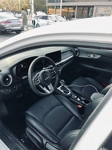 byd e3: Kia K3: 2022 г., 1.6 л, Автомат, Бензин, Седан — 7