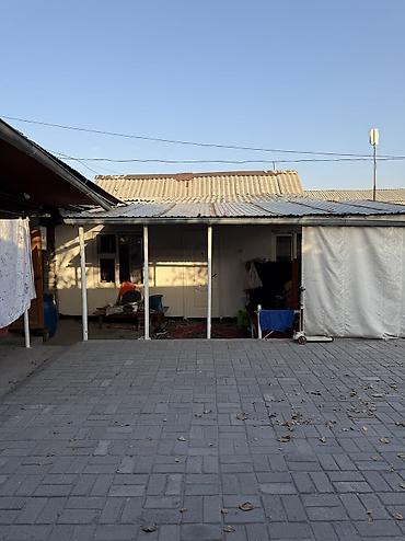 Продажа коттеджей и домов: 🏡 Продаётся угловой дом в Кызыл-Аскере 🔹 Участок — 5 соток 🔹 Дом — 80 — 3