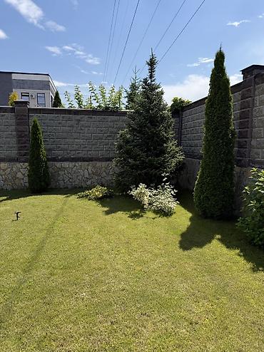 300 000: В продаже шикарный дом!✨ ◾️Ж/м Арча-Бешик🌳🏔️ ◾️Локаци — 3