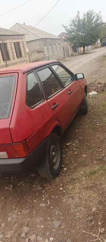 автомобиль фольксваген поло: VAZ 2109 hatchback, qırmızı rəng. - Kuzov: 5 qapı, kompakta yaxın — 4