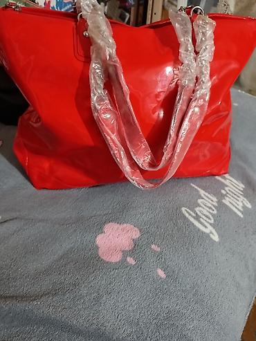oriflame faizleri: Çantalar biri 10 azn ela vəziyyətde — 1