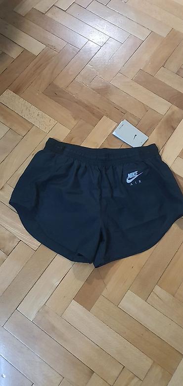 Pantalone, Farmerke, Šortsevi: Nike Air ženske/runnerske šorts pantalone - Brend: Nike Air - Model — 1