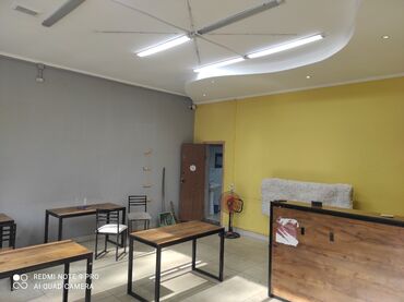 торговая точка в аренду: Эхсдается в аренду помещение под магазин на автомойке