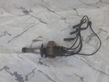 Motor üçün digər detallar: Radiator - 100 ₼ Karbirator(jiquli) - 80₼, Tramblyor - 40 ₼ Babin — 6