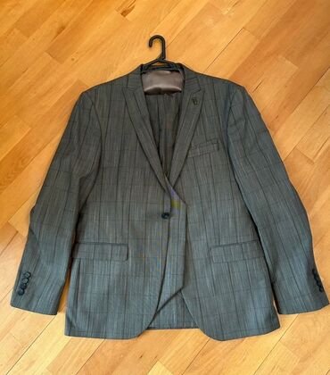 Kostyumlar: BOZ KOSTYUM-50m.Ölçüsü-52 Drop-6 Gianni Rivera firmasi Tünd boz — 1