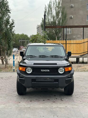 грязевые шины на тойота 4 раннер: Toyota FJ Cruiser: 2013 г., 4 л, Автоматтык, Бензин, Жол тандабас