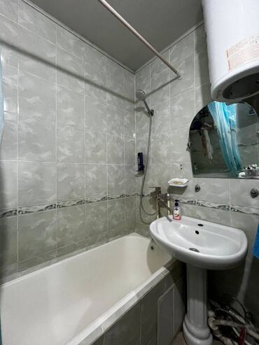 Продажа квартир: 3 комнаты, 62 м² at lalafo.kg — 12 Продажа квартир: 3 комнаты, 62 м² — 12