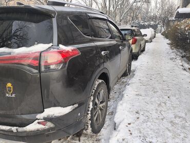 Toyota RAV4: 2018 г., 2.5 л, Автомат, Бензин, Внедорожник