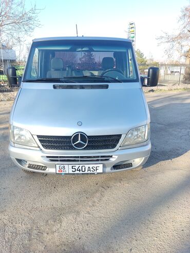 мотоциклы скутер: Эвакуатор, Mercedes-Benz, 2002 г., Ломаная