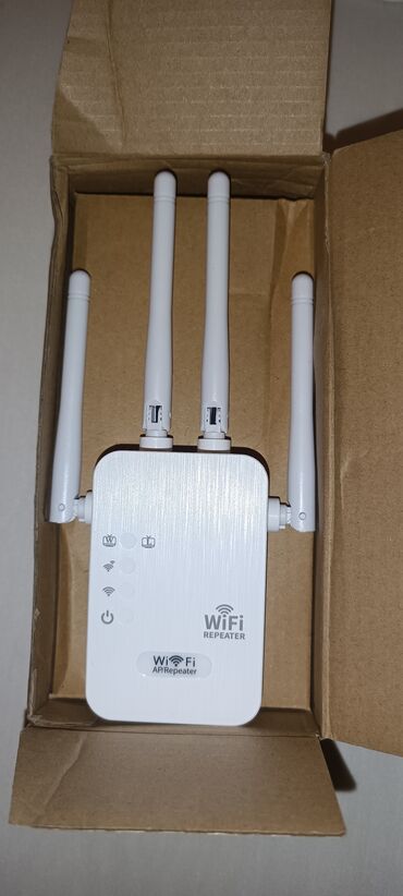 server satisi: Wifi adapteri, wifi repeater 2.4ghz və 5ghz 40 AZN, wifi repeater