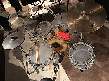 zerb aleti: Akustik nağara dəsti – akril (şəffaf) korpusu mapexs durum drums — 1