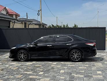 rolls royce phantom: Toyota Camry: 2019 г., 3.5 л, Автомат, Бензин, Седан — 7