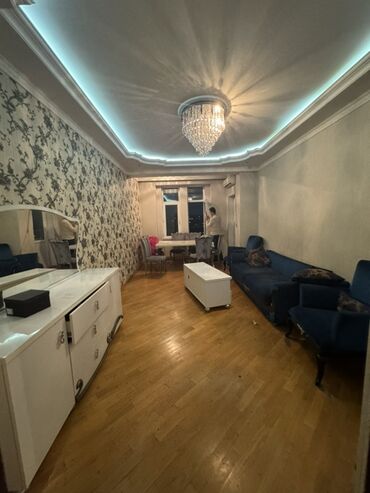 Qonaq otağı dəstləri: Qiymet real alici ile endiirm olunacaq ve kredit de movcuddur. Qonaq -da lalafo.az — 8 Qonaq otağı dəstləri: Qiymet real alici ile endiirm olunacaq ve kredit de movcuddur. Qonaq — 8