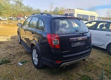 putnički kombi 8 1: CHEVROLET CAPTIVA 2.0VCD - KOMPLETAN AUTO U DELOVIMA | Svi delovi — 2