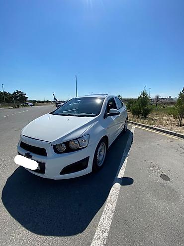 chevrolet aveo 1.2: Chevrolet Aveo: 1.4 l | 2012 il 291555 km Sedan — 6