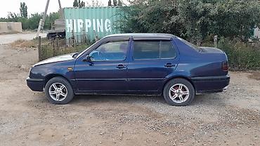 Volkswagen: Volkswagen Vento: 1997 г., 1.8 л, Механика, Бензин, Седан — 2