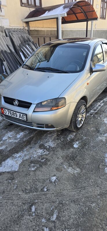 Daewoo: Daewoo Kalos: 2002 г., 1.5 л, Автомат, Бензин, Седан