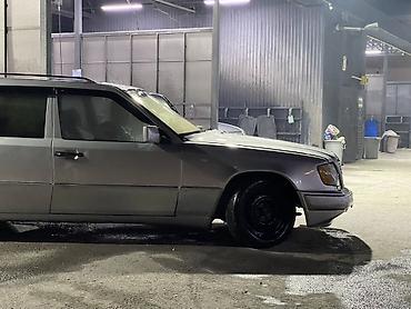 Продажа авто: Mercedes-Benz W124: 1996 г., 2 л, Механика, Бензин, Универсал — 5