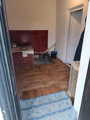 Продажа коттеджей и домов: Дом!!! продаю срочно дом, есть хоз постройки 2 сарая для скота — 20