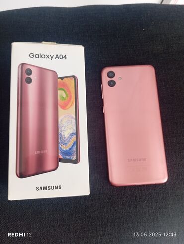samsung f400: Samsung Galaxy A04, 32 GB, rəng - Bej, Sensor, Barmaq izi, İki sim kartlı