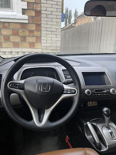 Продажа авто: Honda Civic: 2009 г., 1.3 л, Автомат, Гибрид, Седан — 10
