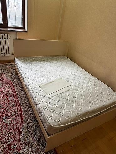 Спальные гарнитуры: Спальный гарнитур в современном стиле Состав комплекта: - Кровать — 8