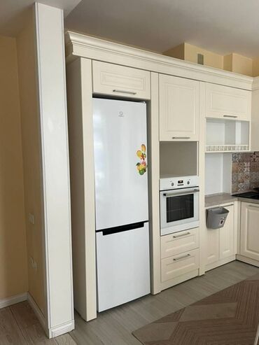 продаю 2х команатную квартиру в 7 мкр: 2 комнаты, 70 м², Элитка, 7 этаж, Евроремонт