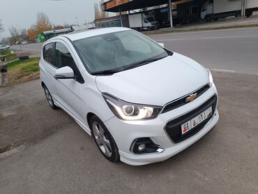 Chevrolet: Chevrolet Spark: 2016 г., 1 л, Вариатор, Бензин, Хэтчбэк