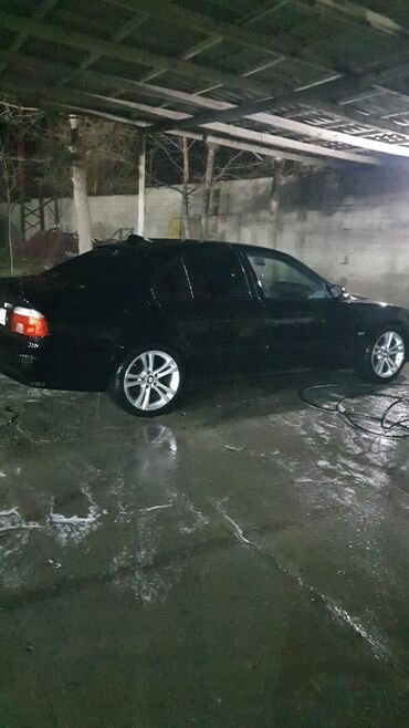 kia satis merkezi baki: BMW 523: 2.5 l | 1997 il Sedan