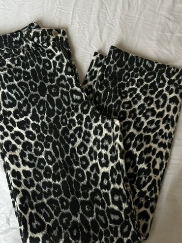 Toyota: Leopar naxışlı qadın cins şalvar - Rəng: qara-ağ leopar print -