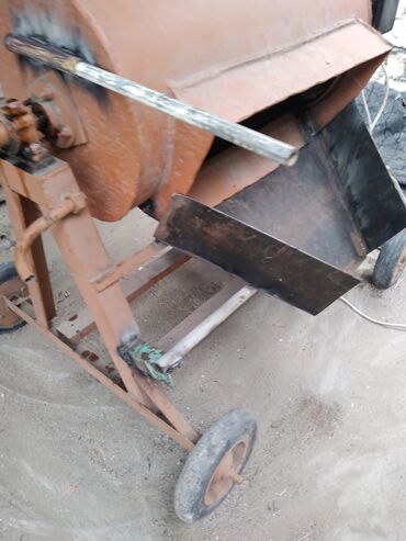 Beton qarışdıranlar: Elektrik mühərrikli qarışdırıcı/baraban tipli sənaye mikseri - Güclü — 8