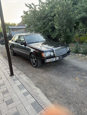 Mercedes-Benz: Mercedes-Benz W124: 1991 г., 2.2 л, Механика, Бензин, Седан
