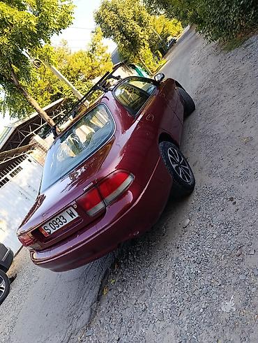 626: Mazda 626: 1992 г., 2 л, Бензин, Седан — 4